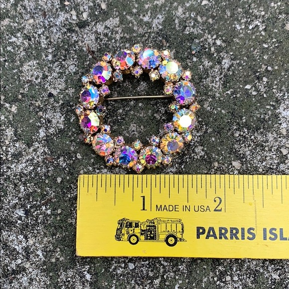 Vintage Karu Aurora Borealis Gold-tone Brooch - Picture 13 of 13